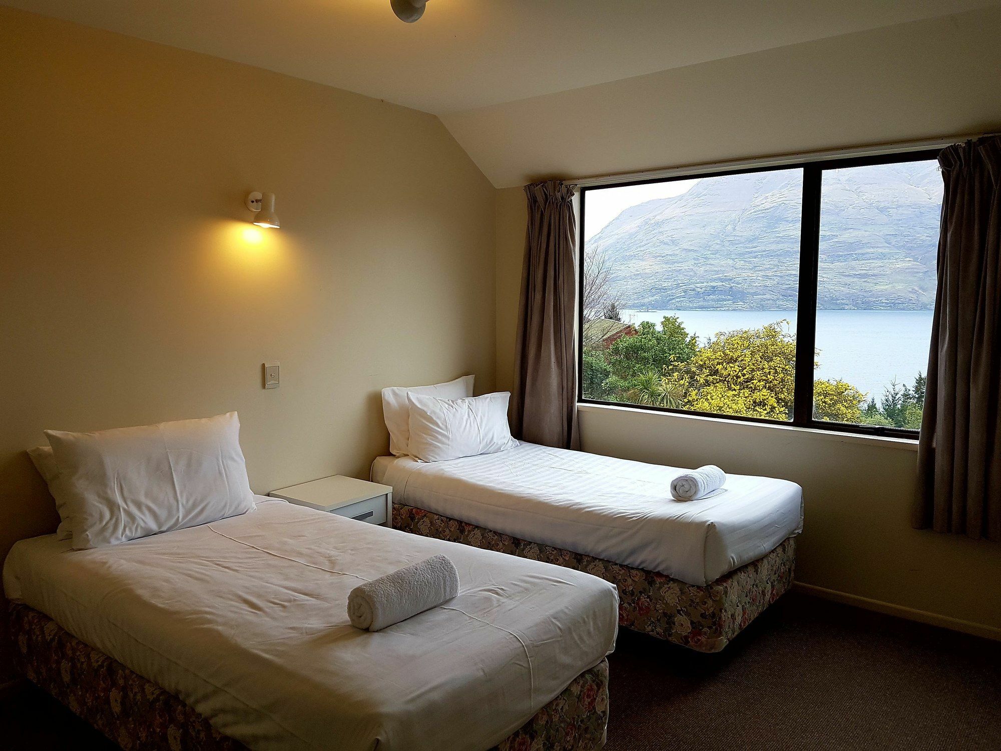 Queenstown Lakeview Holiday Home-5Mins To Town Exteriör bild